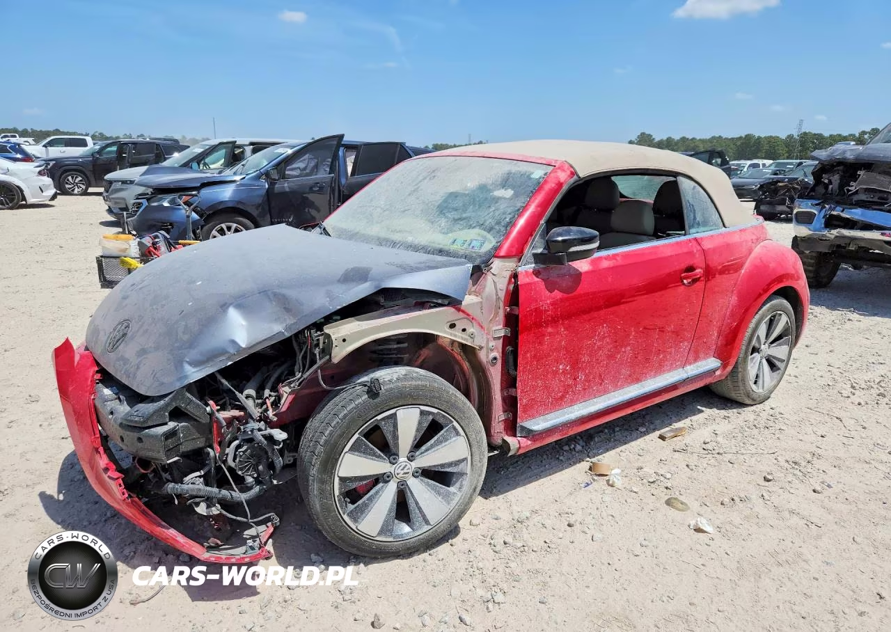 2015 Volkswagen Beetle 2.0T R-Line – zdjęcie 1 z 12