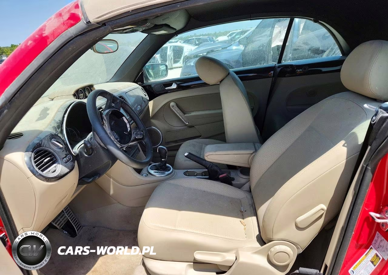 2015 Volkswagen Beetle 2.0T R-Line VIN:3VW7T7AT2FM810241 - 7