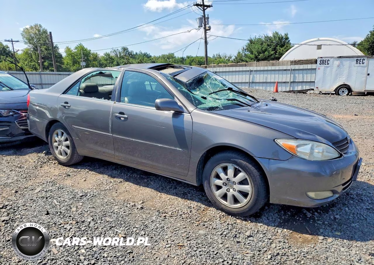 2004 Toyota Camry Xle V6 VIN:4T1BF30K04U583609 - 4