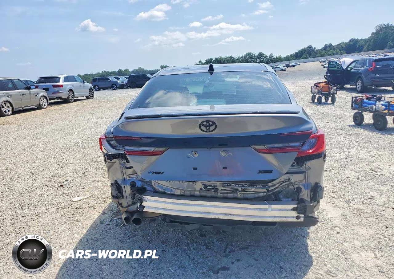 2026 Toyota Camry Xse VIN:4T1DAACK1TU668867 - 6
