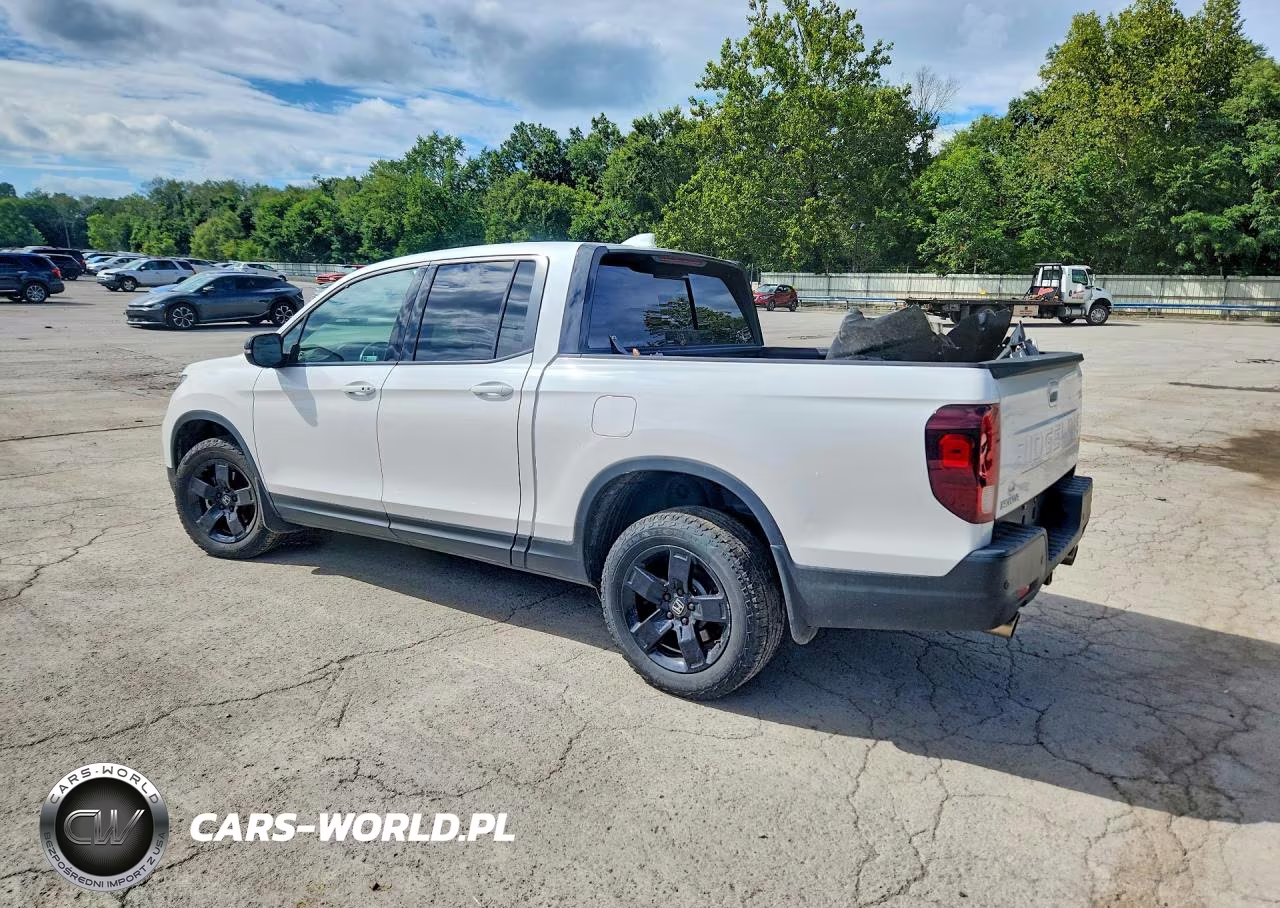 2025 Honda Ridgeline Black Edition VIN:5FPYK3F86SB033141 - 2