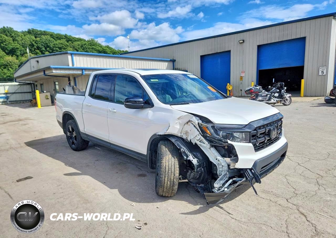 2025 Honda Ridgeline Black Edition VIN:5FPYK3F86SB033141 - 4