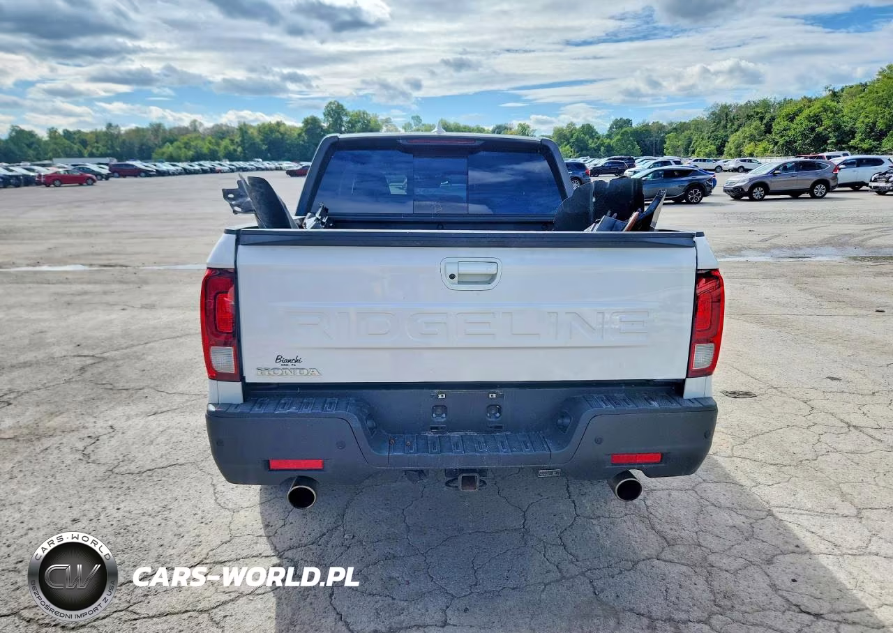 2025 Honda Ridgeline Black Edition VIN:5FPYK3F86SB033141 - 6
