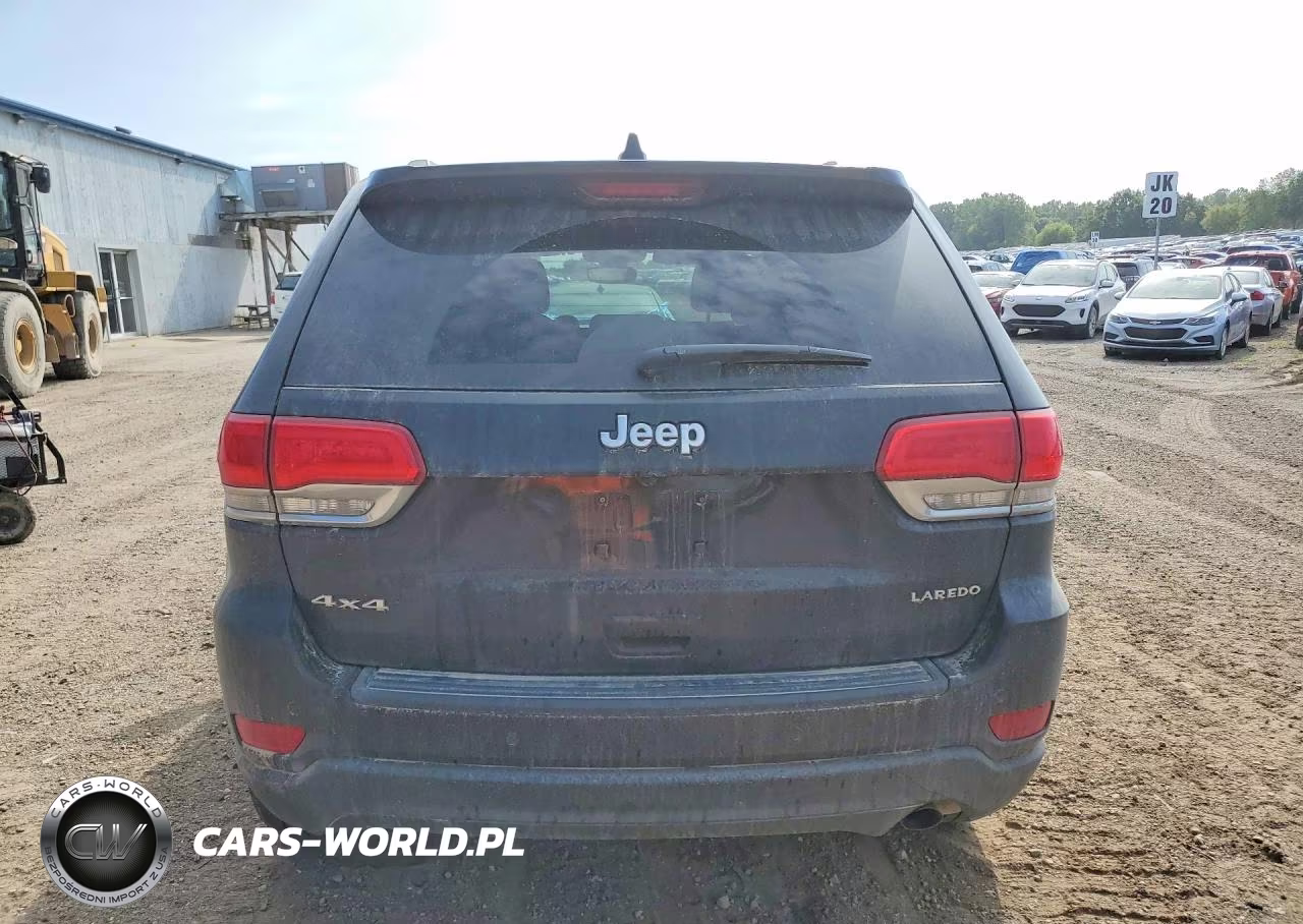 2018 Jeep Grand Cherokee Laredo VIN:1C4RJFAG9JC321005 - 6