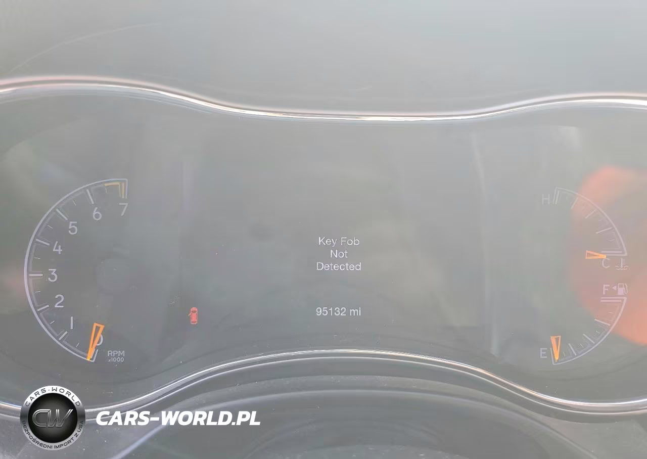 2018 Jeep Grand Cherokee Laredo VIN:1C4RJFAG9JC321005 - 9