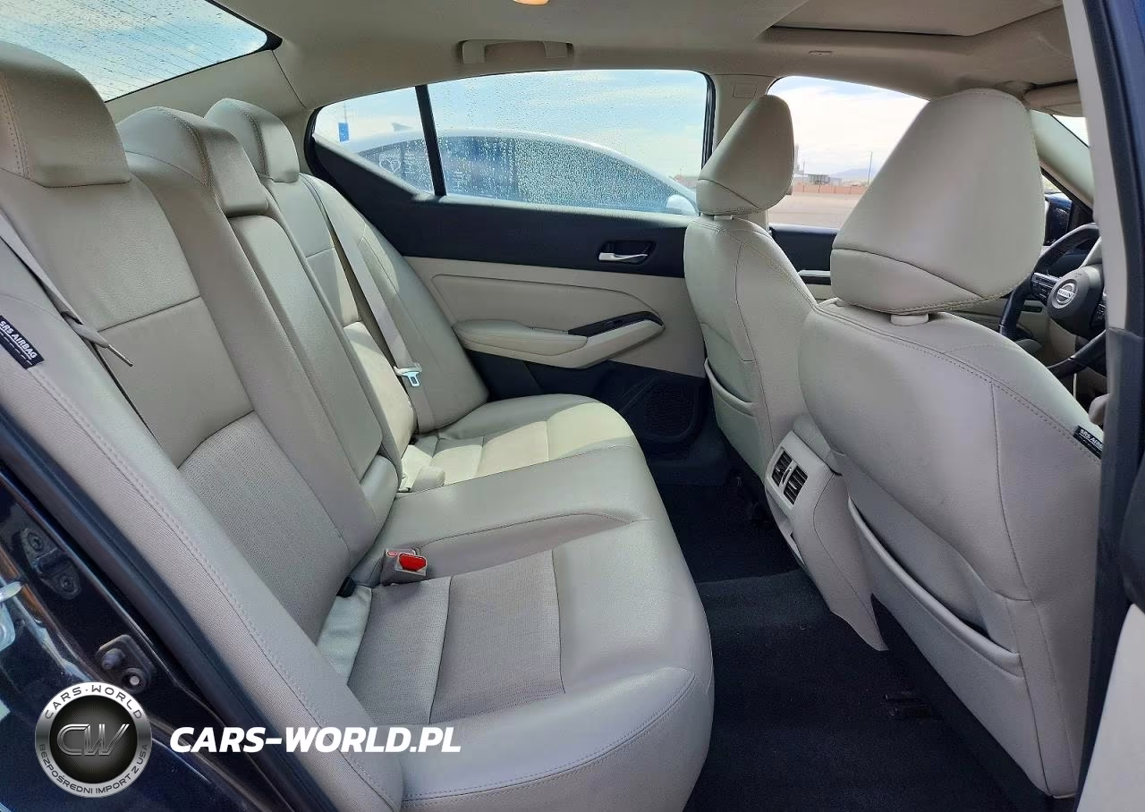 2020 Nissan Altima Platinum VIN:1N4AL4FVXLC100640 - 10