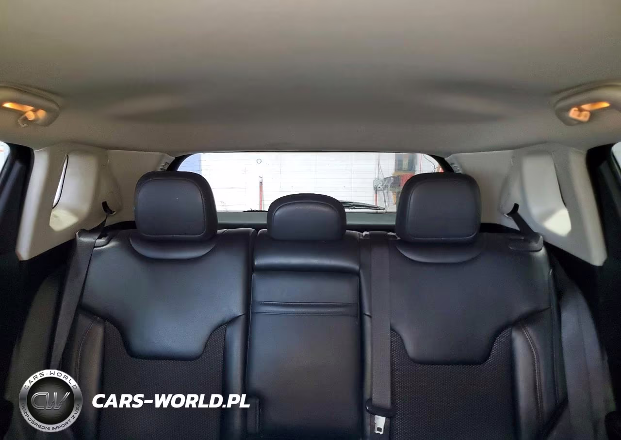 2020 Jeep Compass Trailhawk VIN:3C4NJDDBXLT143924 - 10