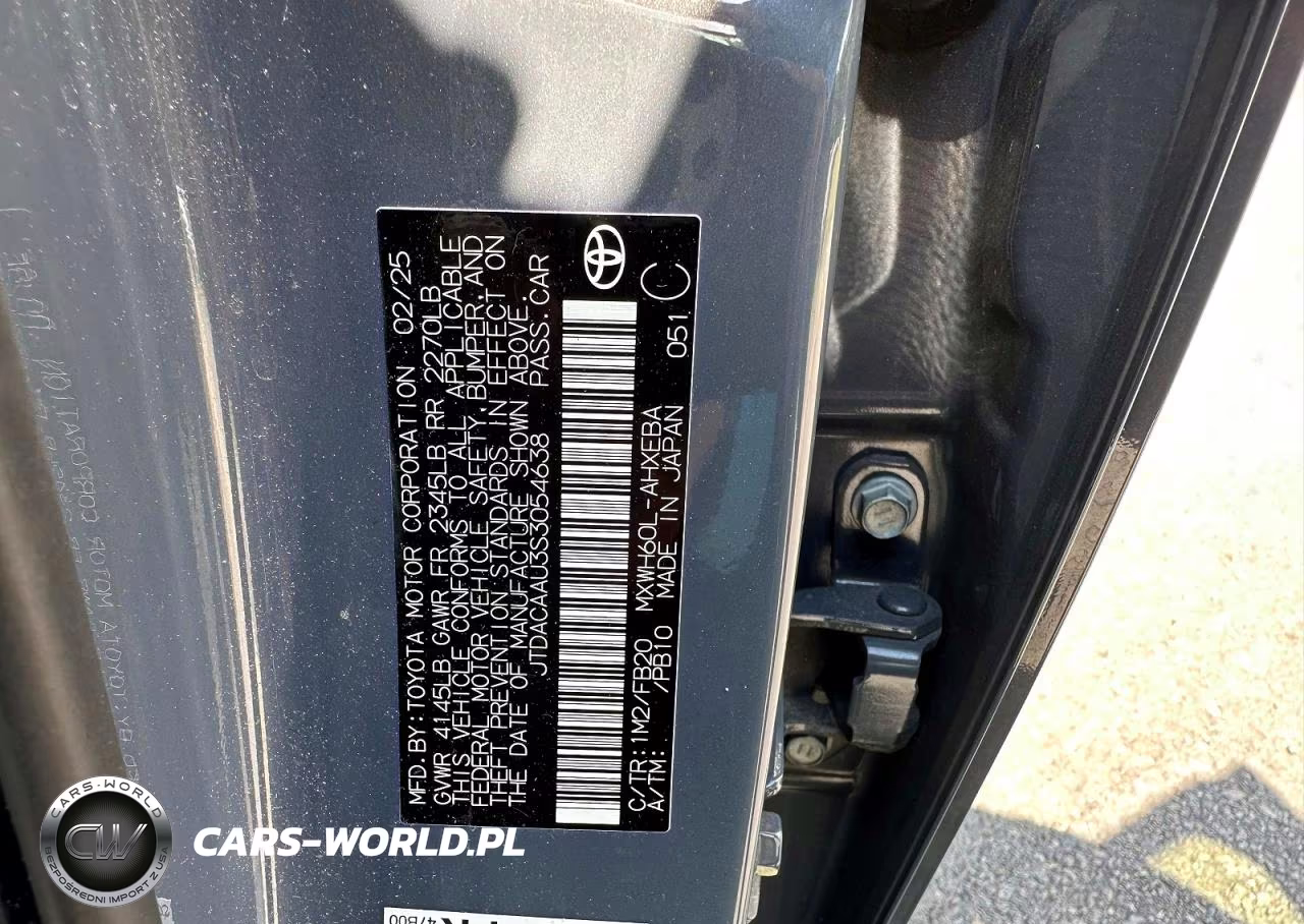 2025 Toyota Prius Le VIN:JTDACAAU3S3054638 - 10
