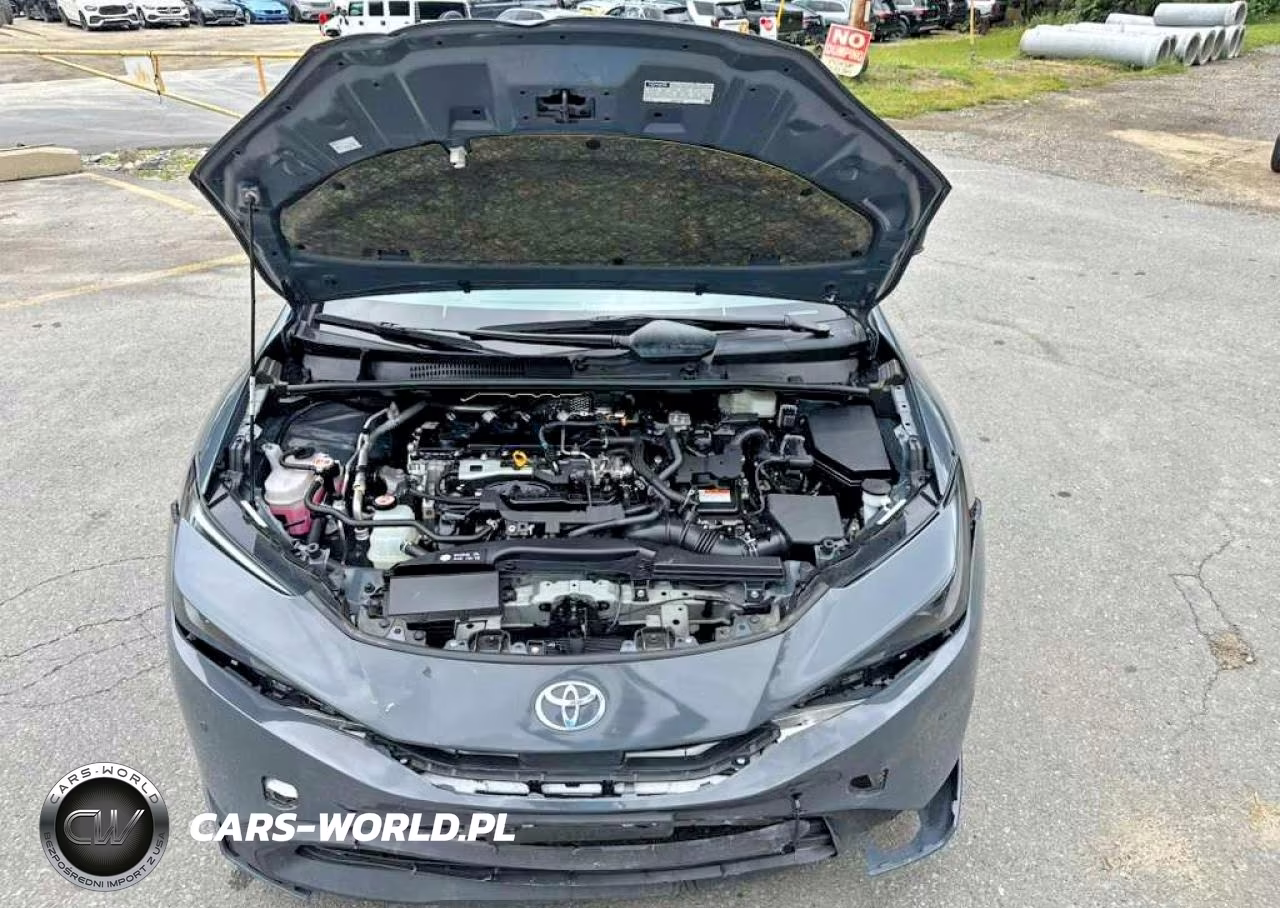 2025 Toyota Prius Le VIN:JTDACAAU3S3054638 - 5