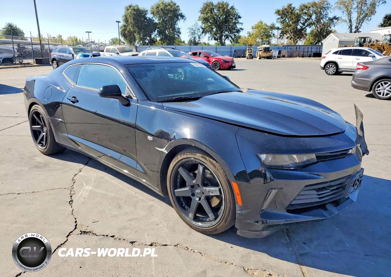 2018 Chevrolet Camaro Lt VIN:1G1FC1RX5J0188094 - 4