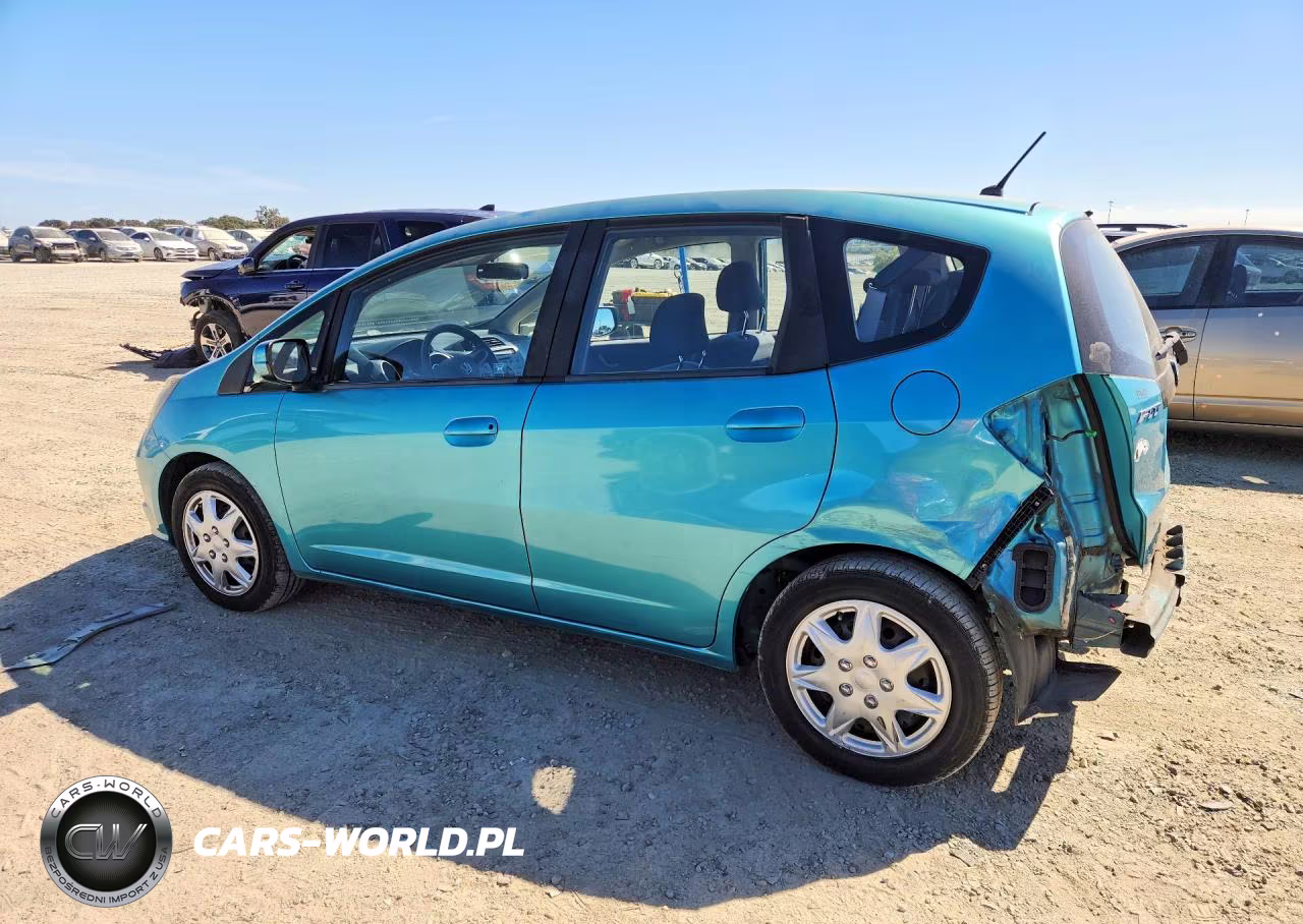 2013 Honda Fit VIN:JHMGE8H33DC013552 - 2