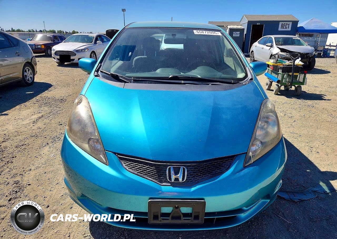 2013 Honda Fit VIN:JHMGE8H33DC013552 - 5