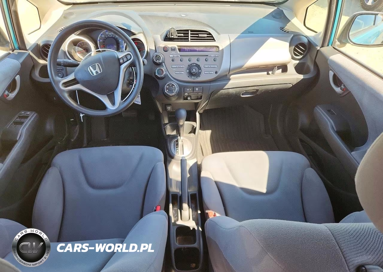 2013 Honda Fit VIN:JHMGE8H33DC013552 - 8