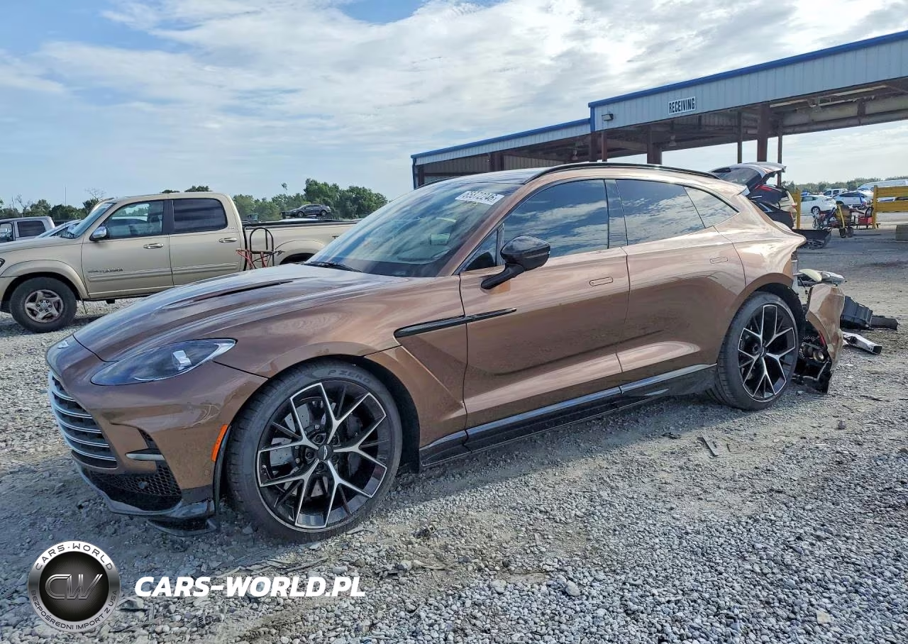 2026 Aston Martin Dbx 707 – zdjęcie 1 z 14