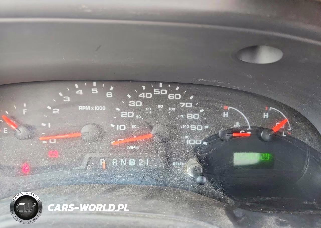 2004 Ford E350 Box Truck VIN:1FDWE35L14HA98913 - 9