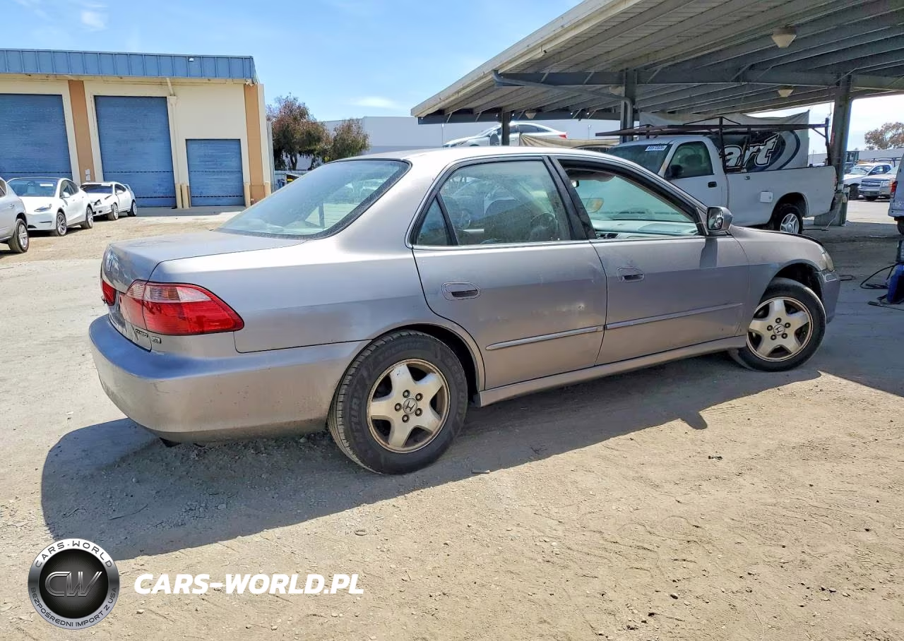 2000 Honda Accord Ex VIN:1HGCG1656YA101701 - 3