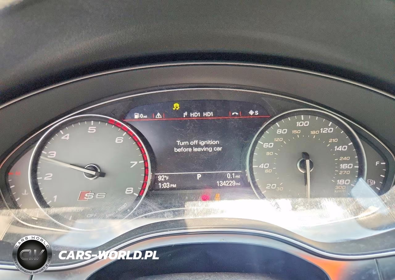 2018 Audi S6 Premium Plus VIN:WAUFFAFC7JN024796 - 9