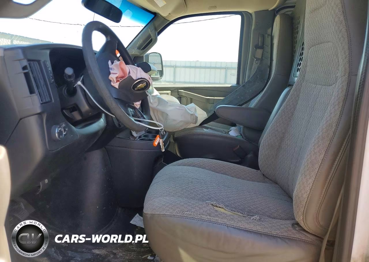 2016 Chevrolet Express G2500 VIN:1GCWGAFF1G1166961 - 7