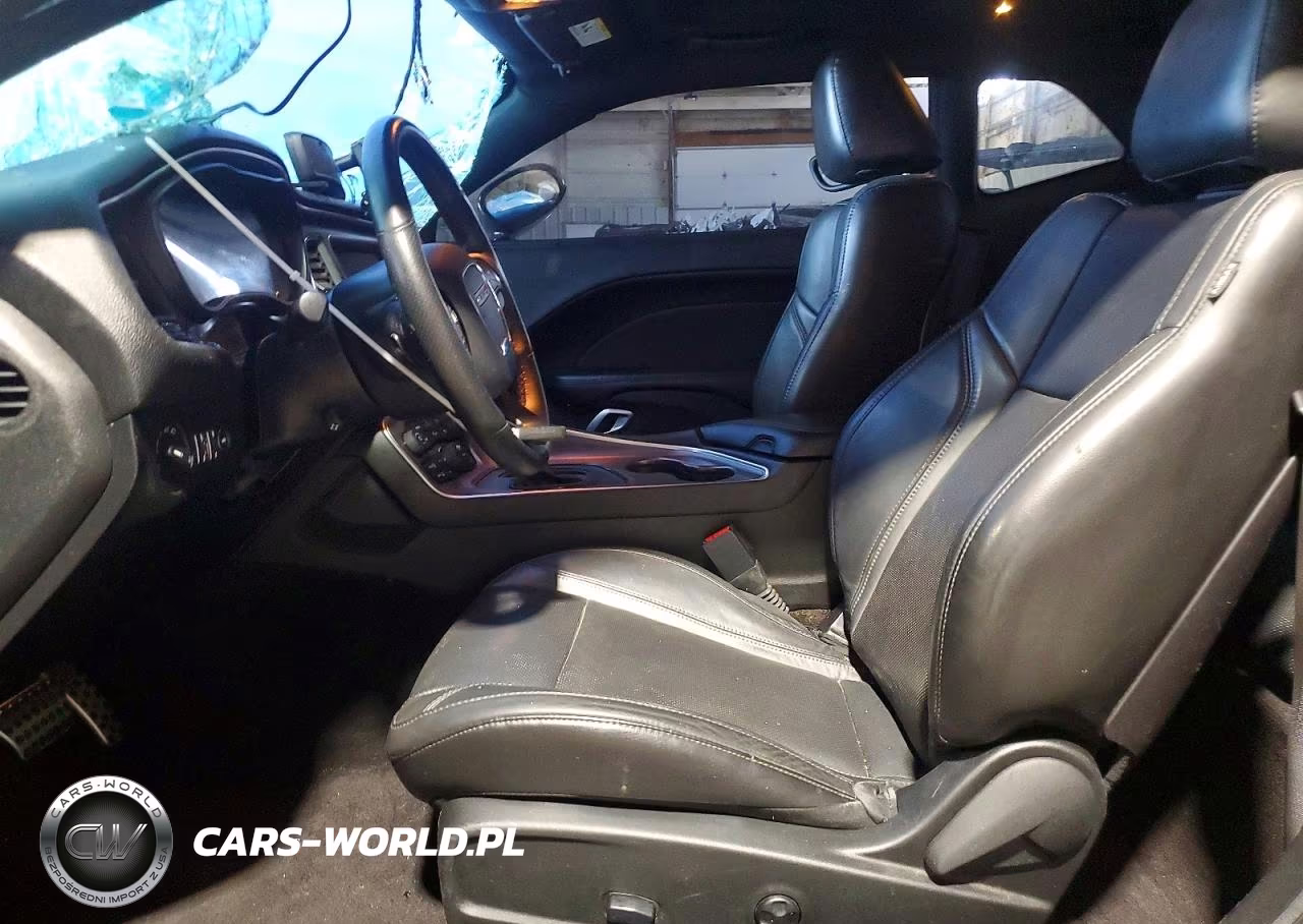 2018 Dodge Challenger Sxt VIN:2C3CDZAG1JH322312 - 7