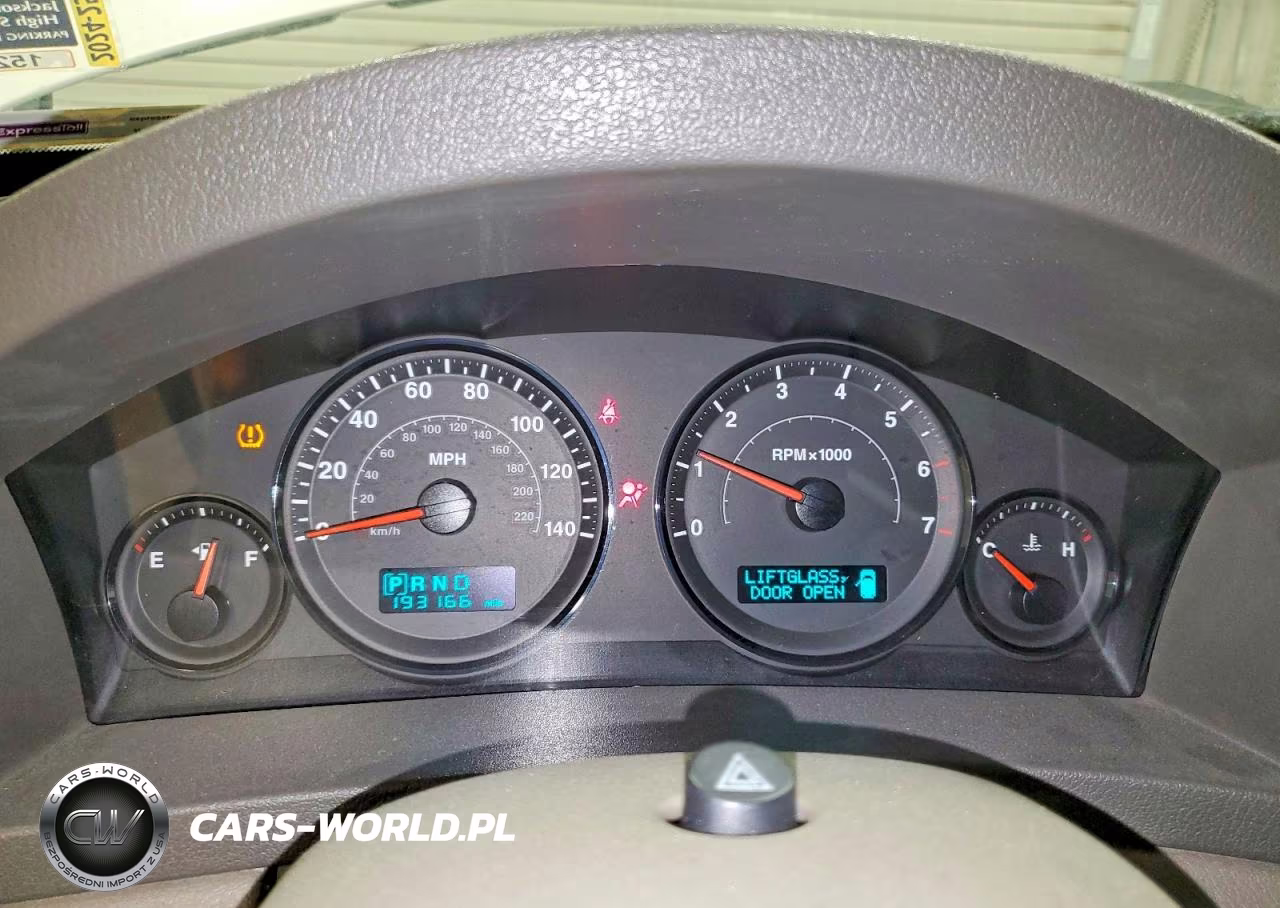 2006 Jeep Grand Cherokee Laredo VIN:1J4GR48K46C121696 - 9
