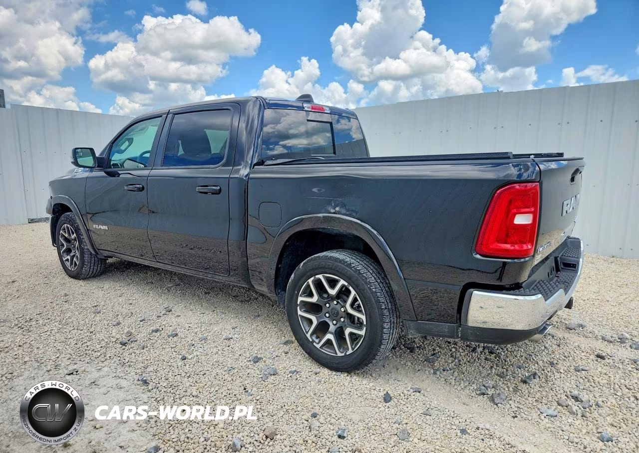 2025 Ram 1500 Laramie VIN:1C6SRFJP5SN761889 - 2