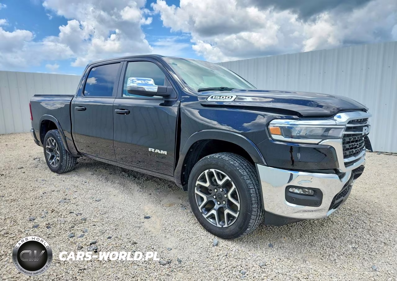 2025 Ram 1500 Laramie VIN:1C6SRFJP5SN761889 - 4