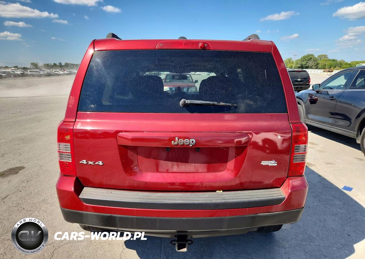 2015 Jeep Patriot Latitude VIN:1C4NJRFB0FD217887 - 6