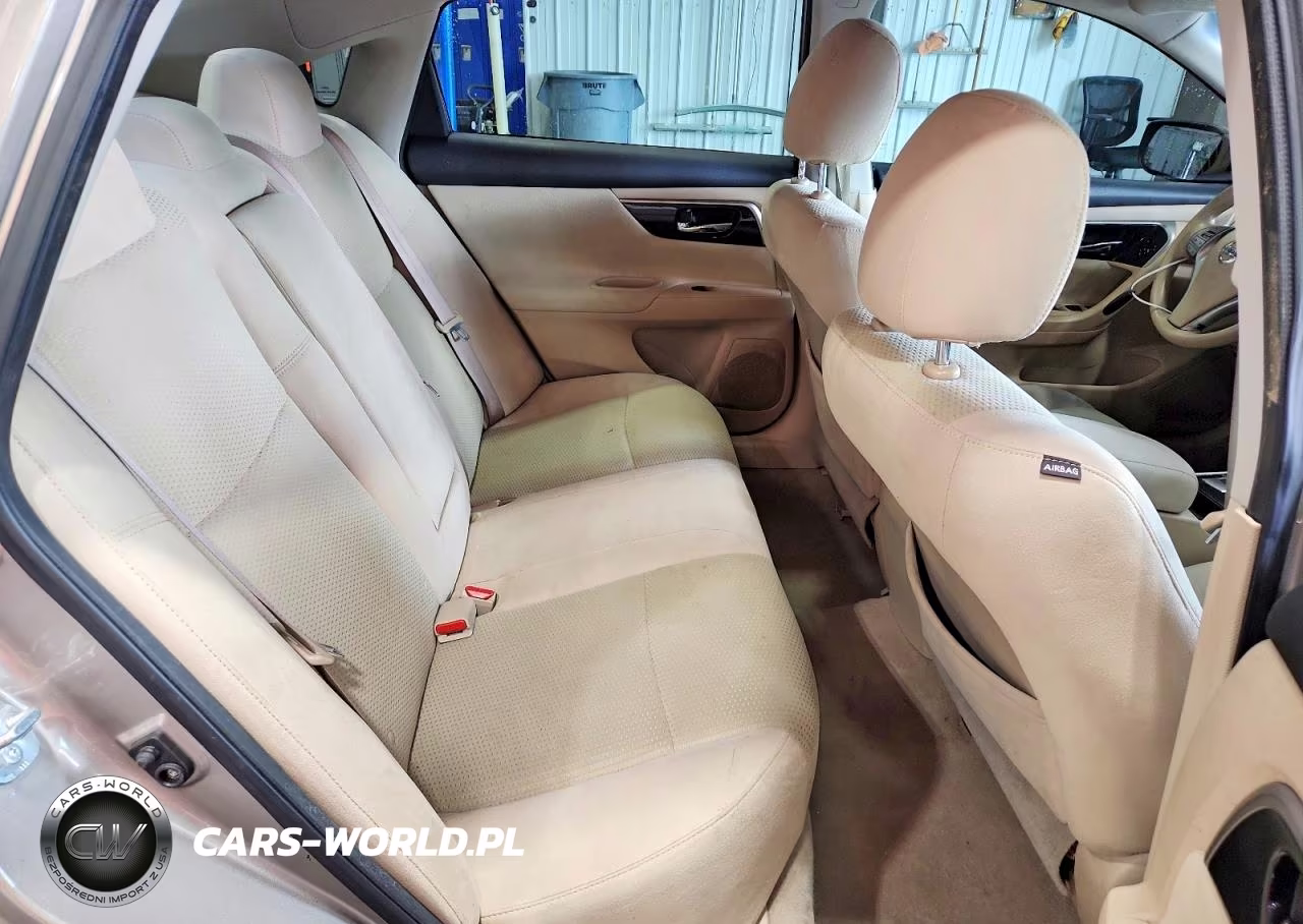 2014 Nissan Altima 2.5 S VIN:1N4AL3AP7EN356714 - 10