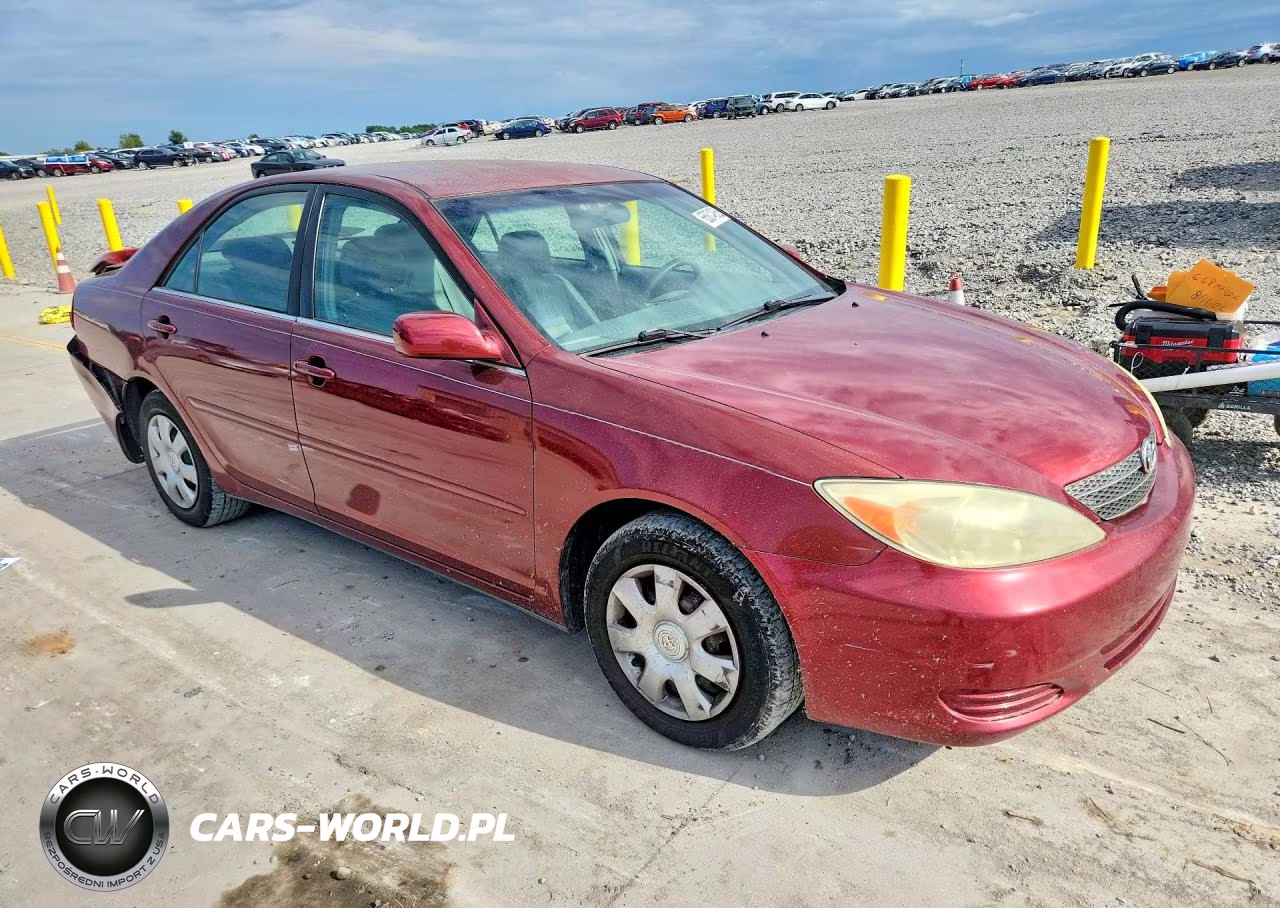 2004 Toyota Camry Le VIN:4T1BE32KX4U324352 - 4
