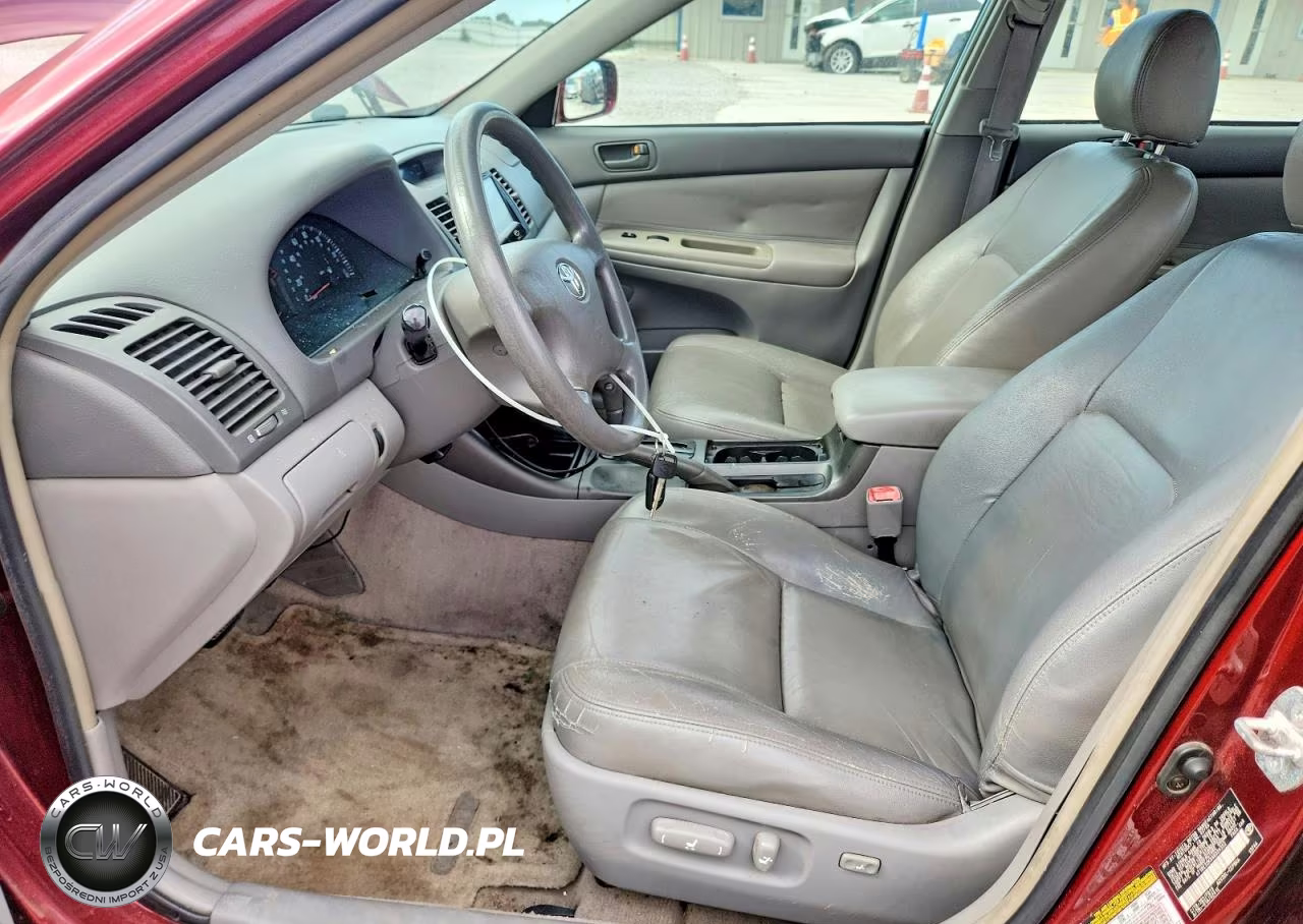 2004 Toyota Camry Le VIN:4T1BE32KX4U324352 - 7