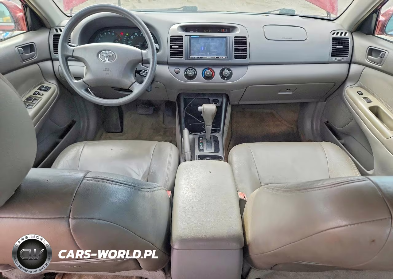 2004 Toyota Camry Le VIN:4T1BE32KX4U324352 - 8
