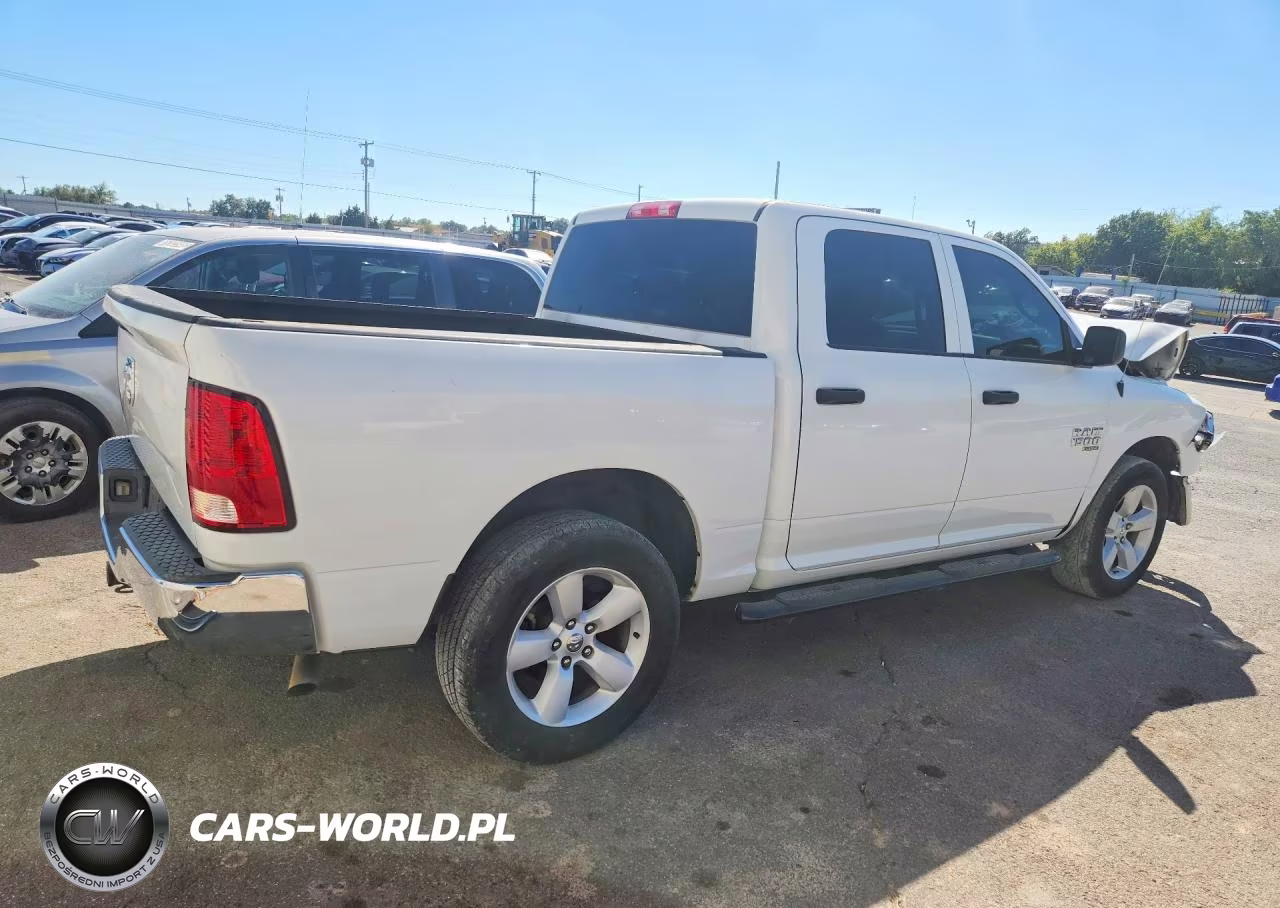 2020 Ram 1500 Classic Tradesman VIN:3C6RR6KG9LG194755 - 3