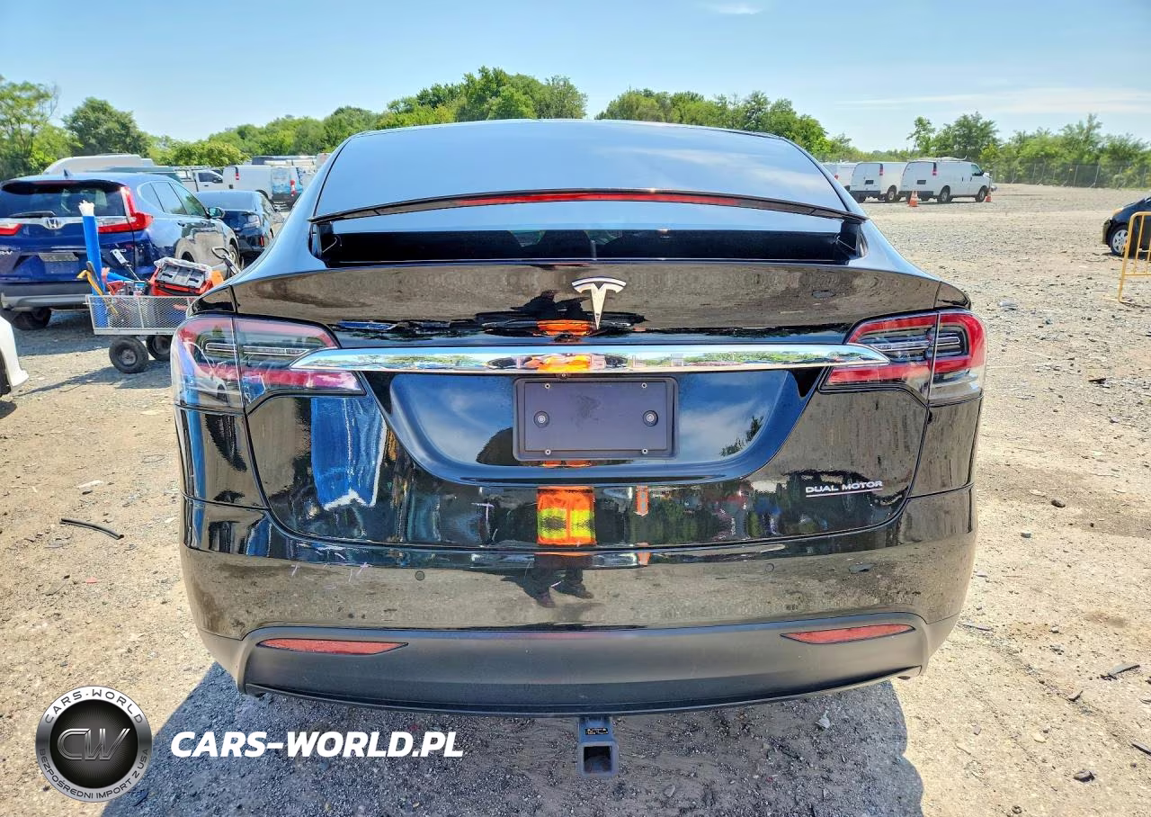 2020 Tesla Model X VIN:5YJXCDE49LF262520 - 6