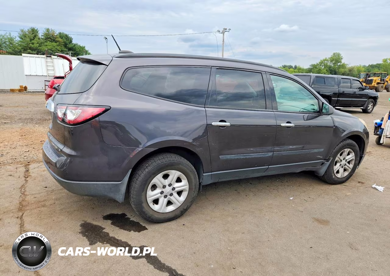 2016 Chevrolet Traverse Ls VIN:1GNKVFED8GJ196211 - 3