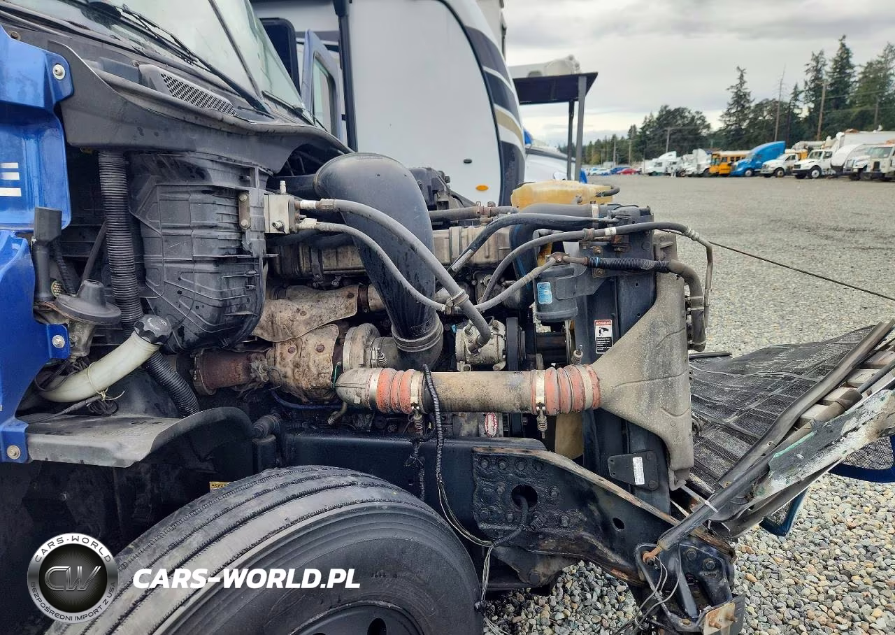 2014 Freightliner Cascadia Semi Truck VIN:3AKJGLD56ESFS4542 - 11