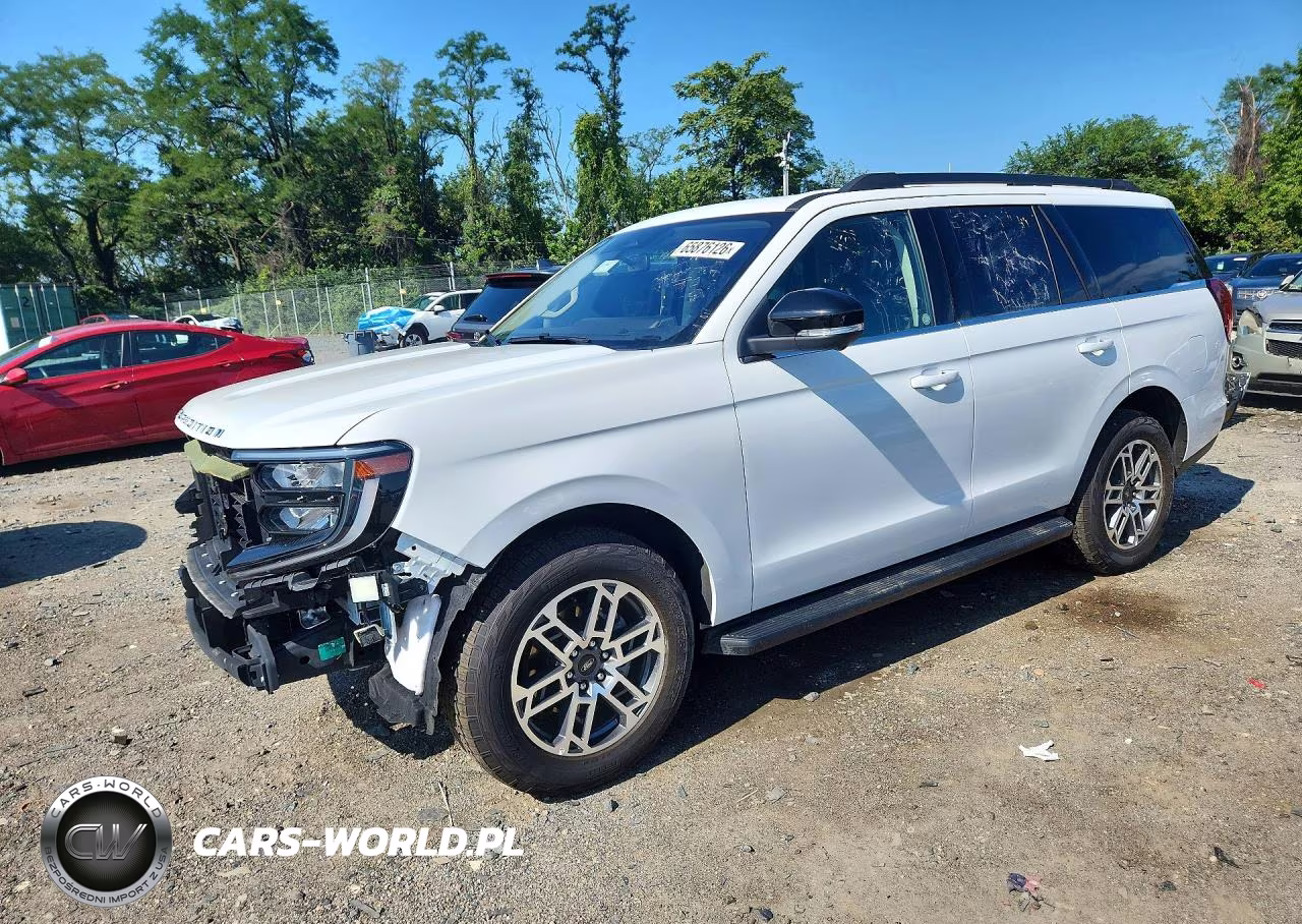 2025 Ford Expedition Active – zdjęcie 1 z 14
