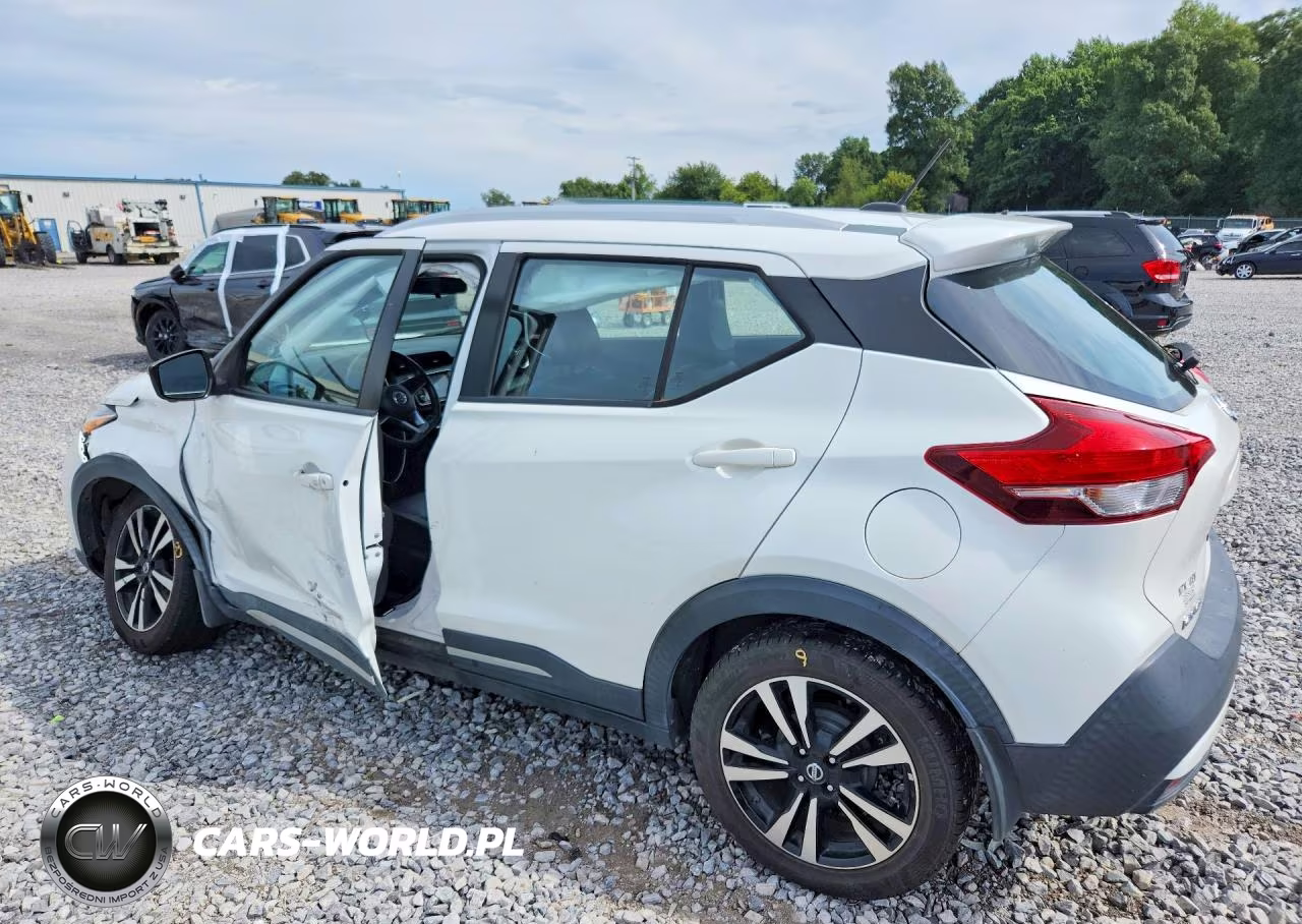 2019 Nissan Kicks Sr VIN:3N1CP5CU0KL524410 - 2
