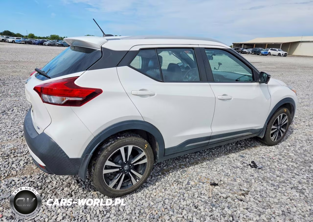2019 Nissan Kicks Sr VIN:3N1CP5CU0KL524410 - 3