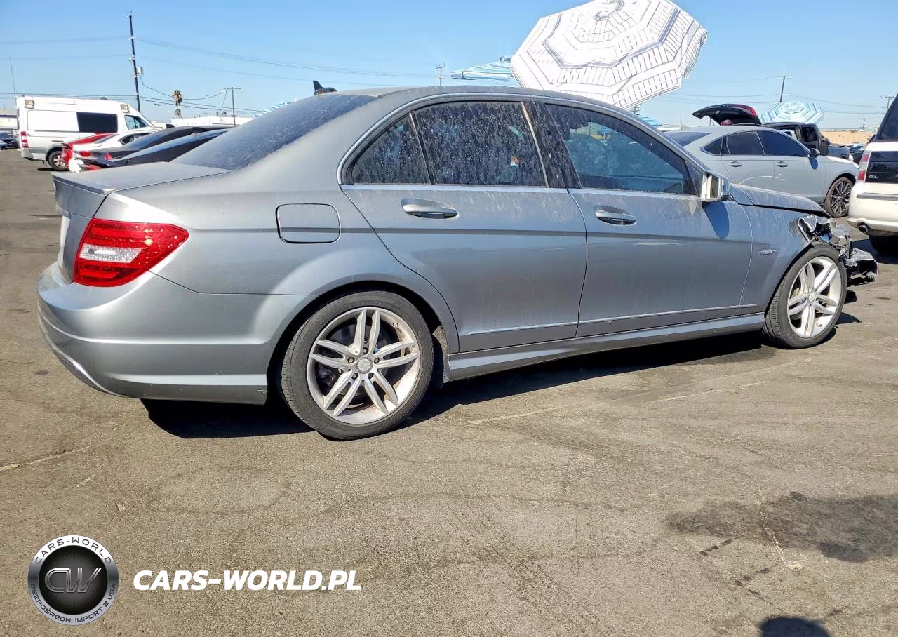2012 Mercedes-Benz C 250 VIN:WDDGF4HB6CR201191 - 3