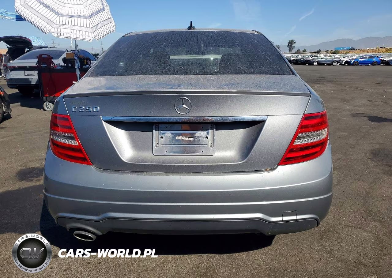 2012 Mercedes-Benz C 250 VIN:WDDGF4HB6CR201191 - 6