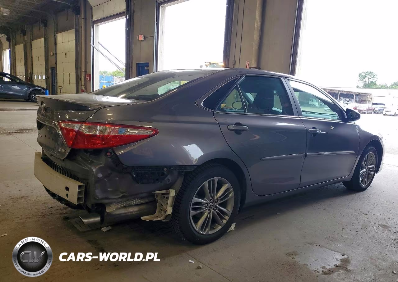 2017 Toyota Camry Se VIN:4T1BF1FK7HU799023 - 3