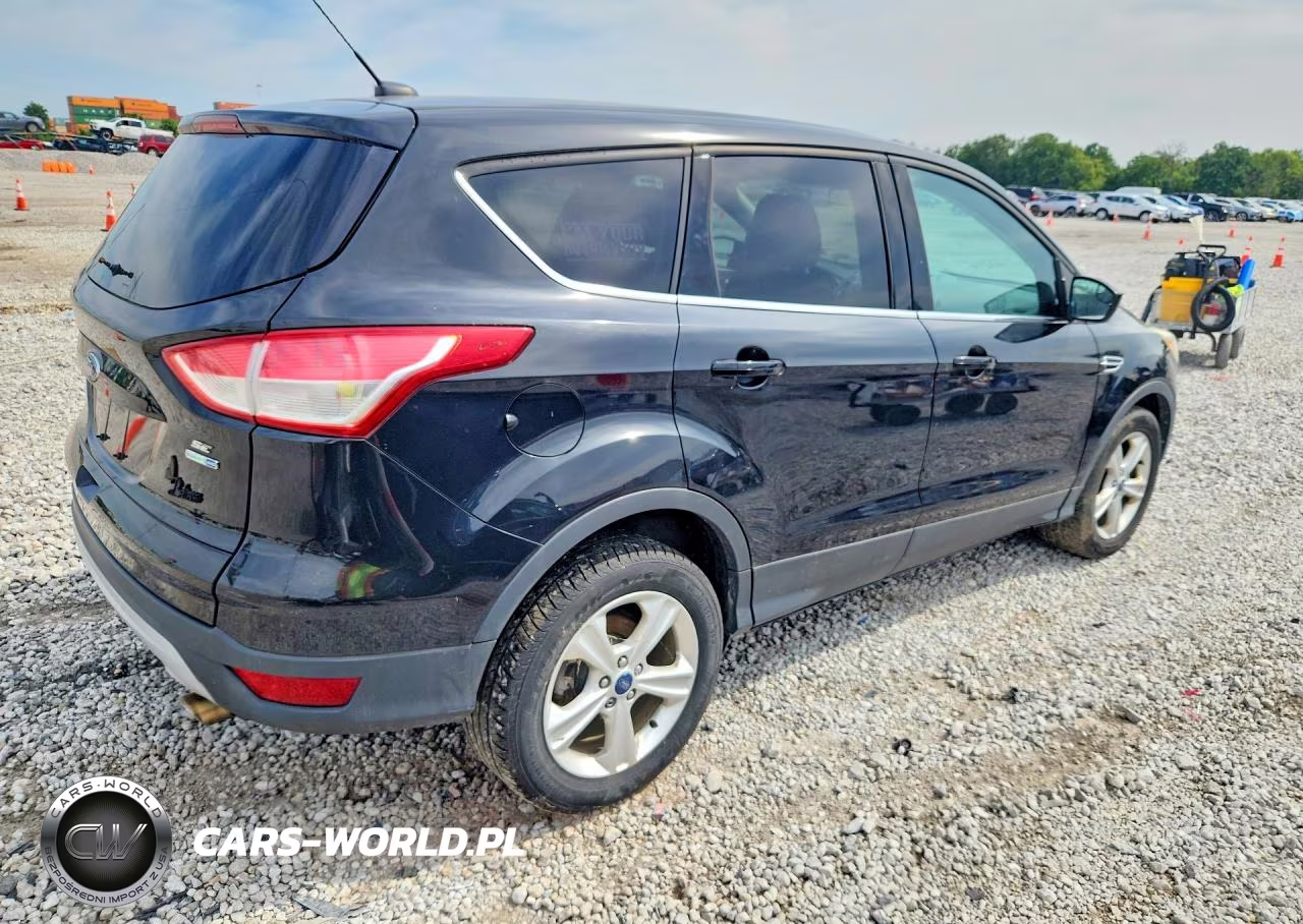2015 Ford Escape Se VIN:1FMCU9GX2FUA97885 - 3