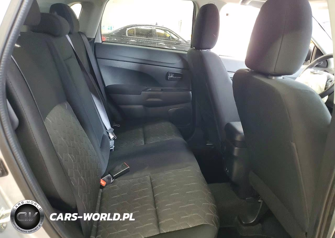 2026 Mitsubishi Outlander Sport S-Se VIN:JA4ARUAU2TU022530 - 11