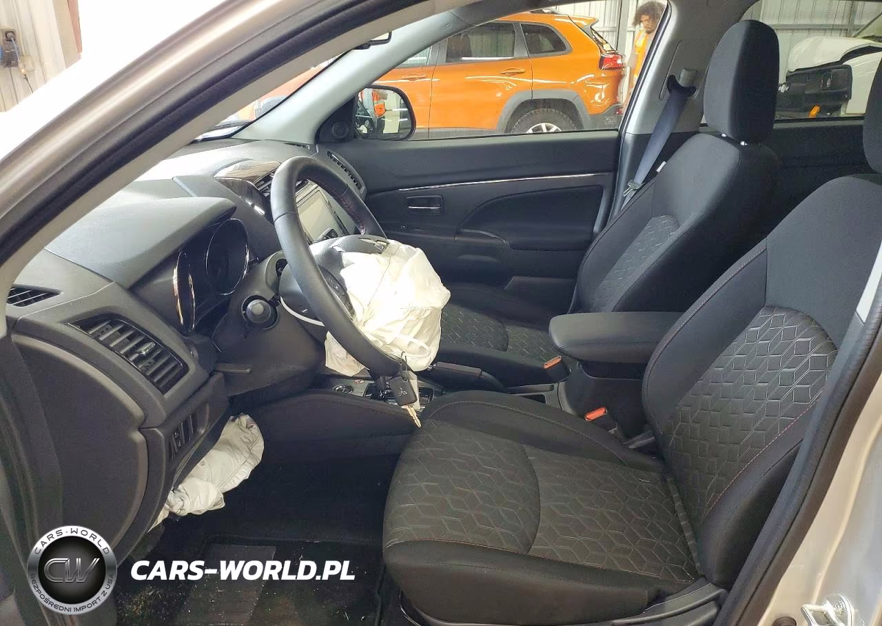 2026 Mitsubishi Outlander Sport S-Se VIN:JA4ARUAU2TU022530 - 7