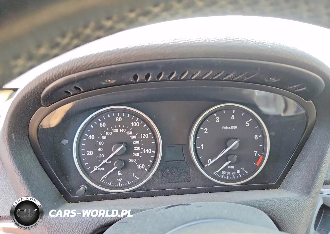 2011 BMW X5 xDrive35I VIN:5UXZV4C53BL410878 - 9