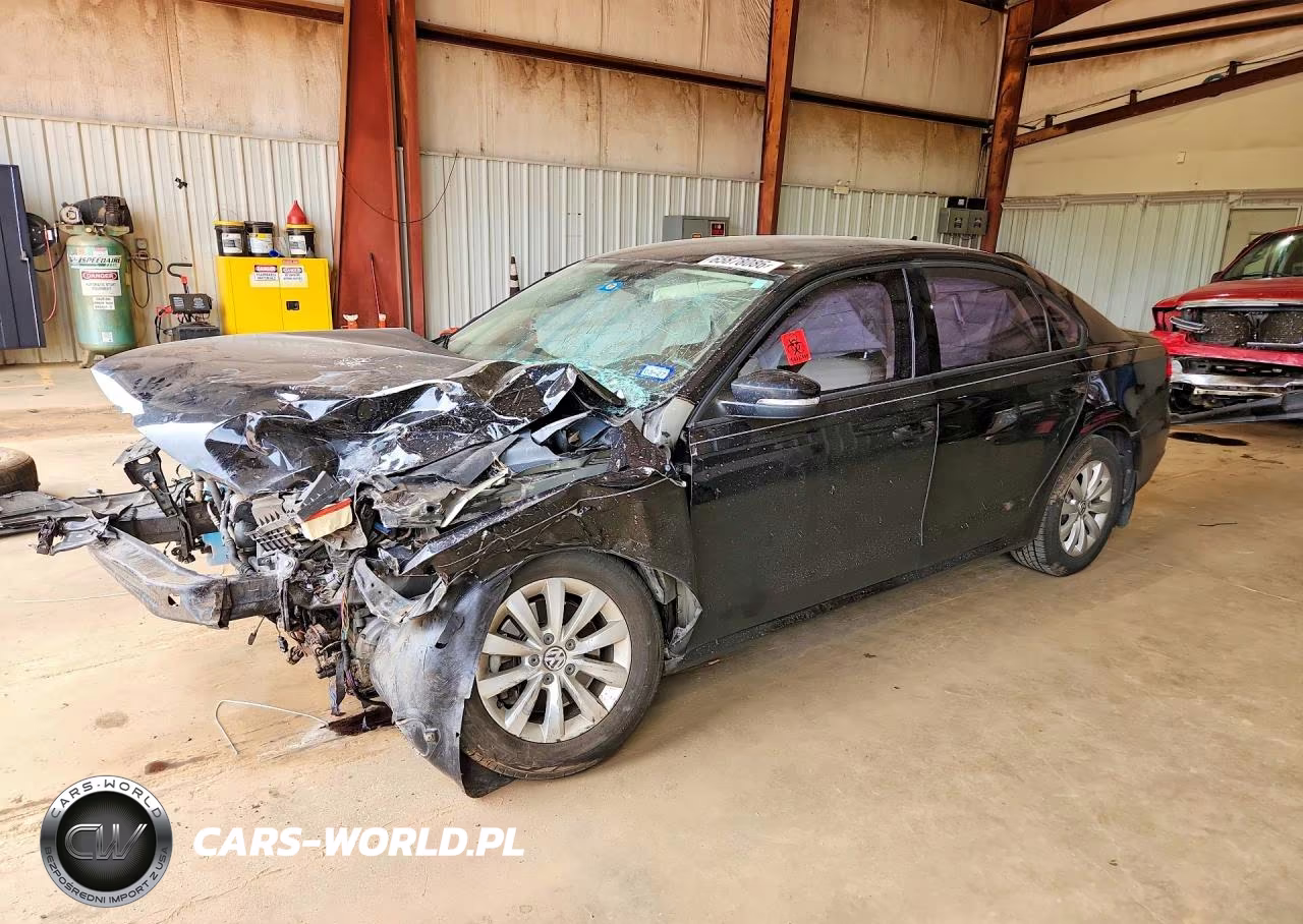 2015 Volkswagen Passat S VIN:1VWAS7A39FC037584 - 1
