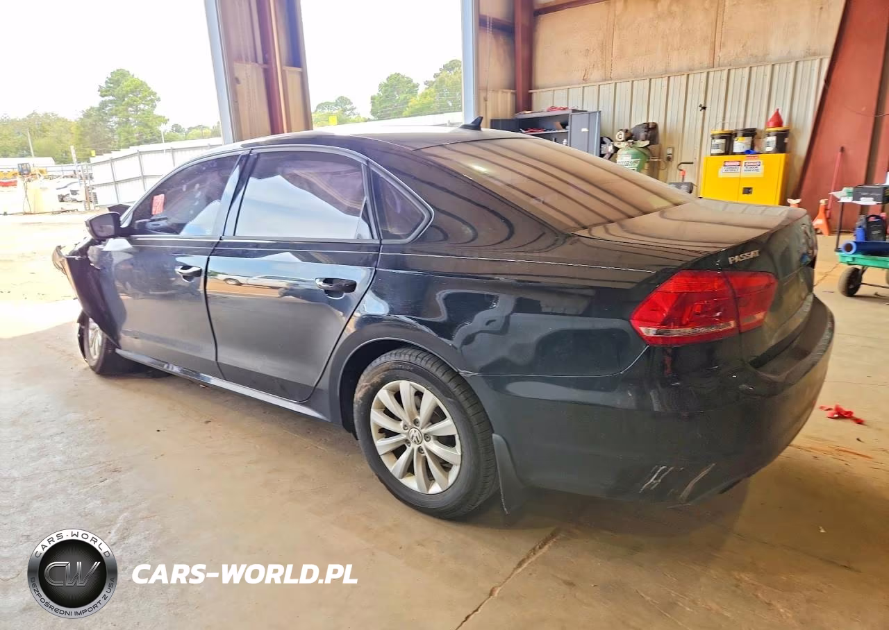 2015 Volkswagen Passat S VIN:1VWAS7A39FC037584 - 2