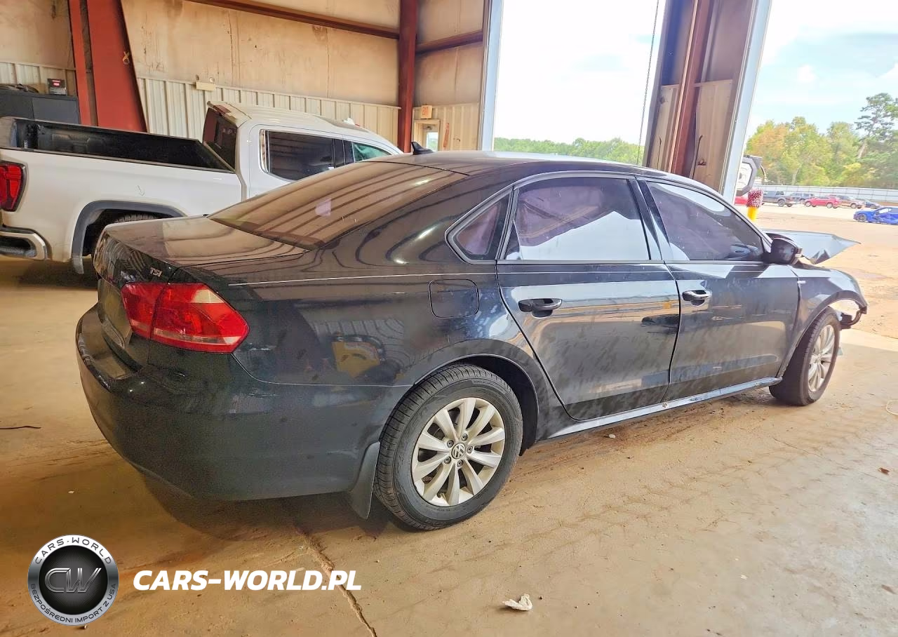 2015 Volkswagen Passat S VIN:1VWAS7A39FC037584 - 3