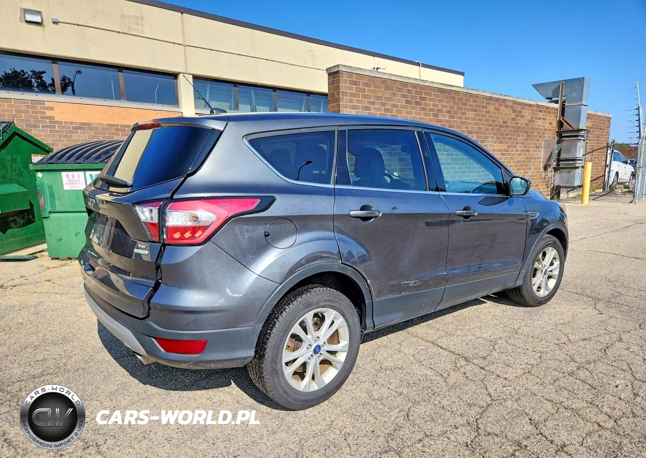 2017 Ford Escape Se VIN:1FMCU0GD0HUC93568 - 3