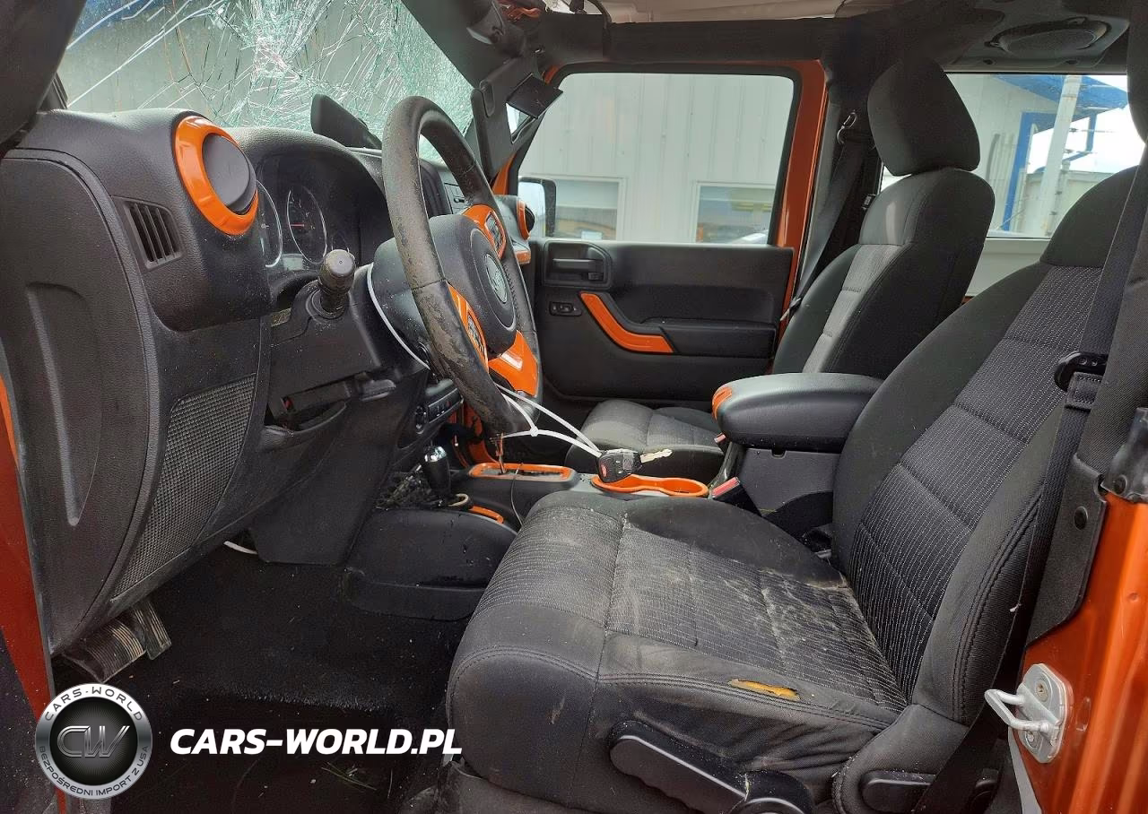 2011 Jeep Wrangler Sport VIN:1J4GA2D10BL625925 - 7